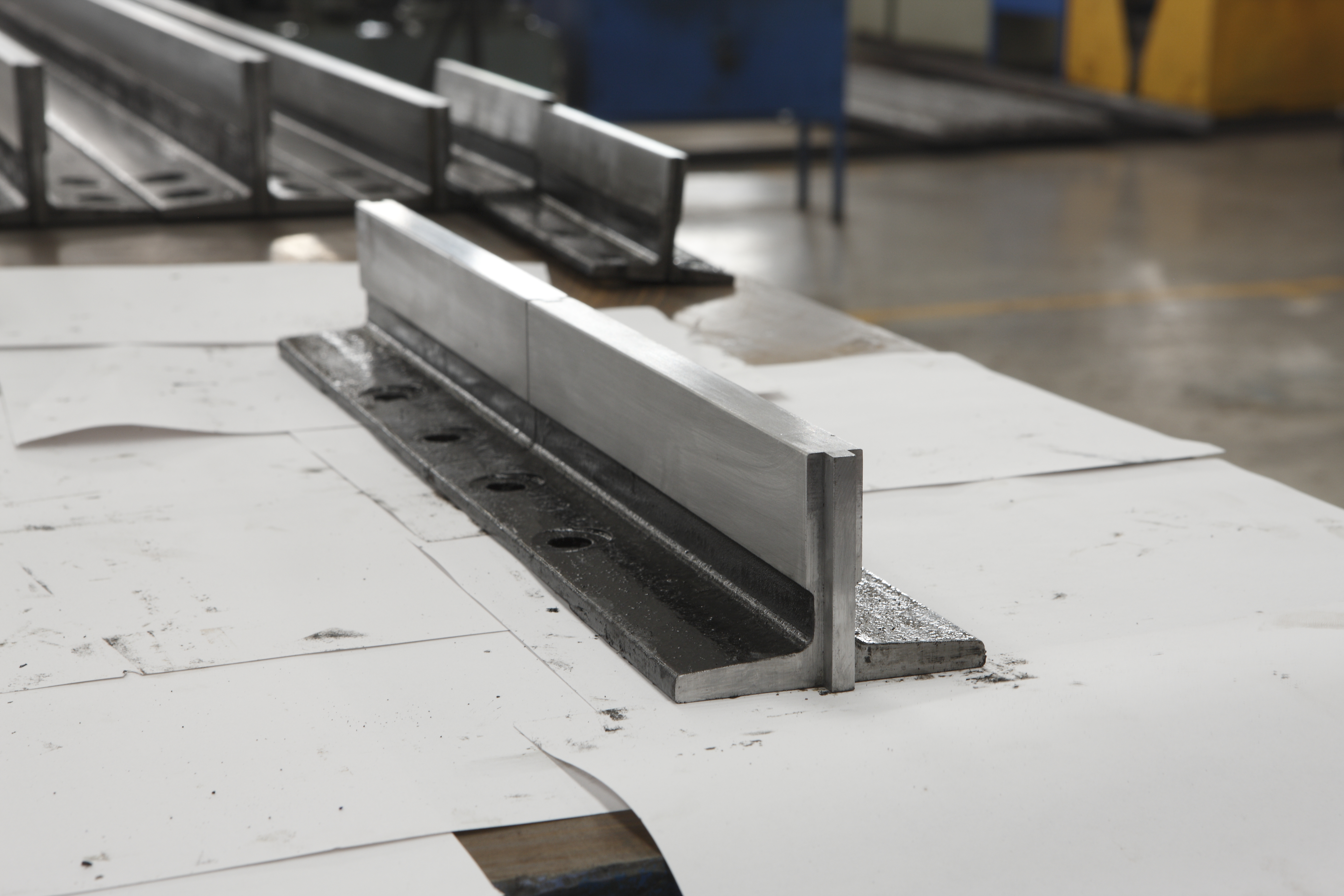Severa (special grade) guide rail